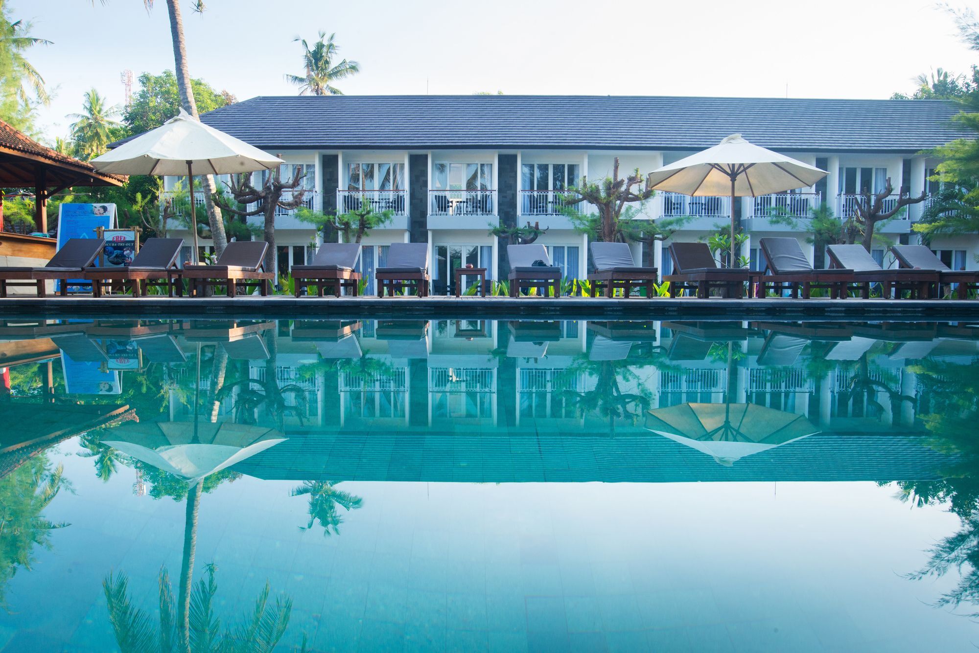 Royal Regantris Villa Karang Gili Air Exteriör bild