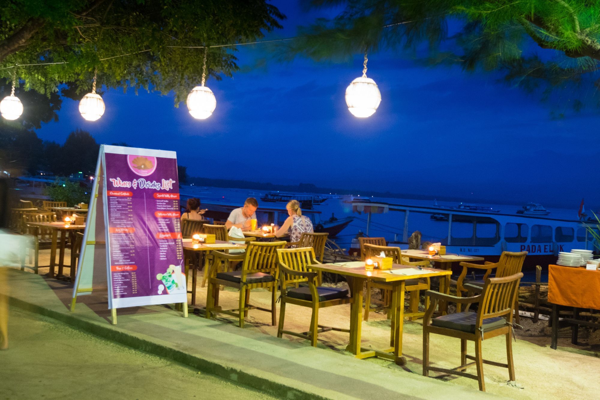 Royal Regantris Villa Karang Gili Air Exteriör bild